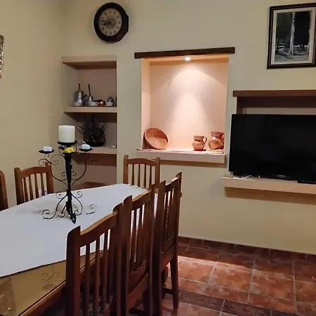 Semesterbostad Cendal Navacarros